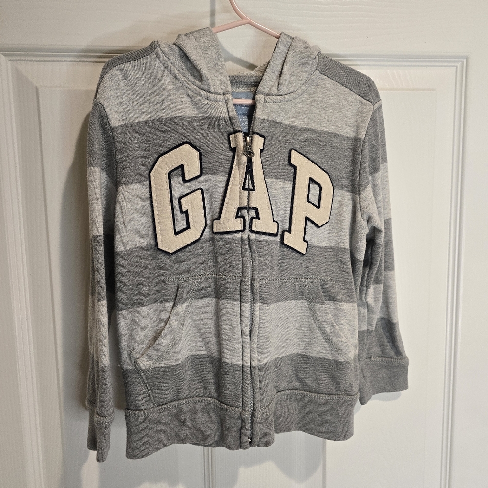 Gap kids size 4 zip up hoodie gray striped
